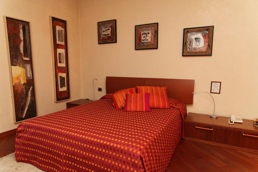 Hotel Le Moran Cusago Kültér fotó