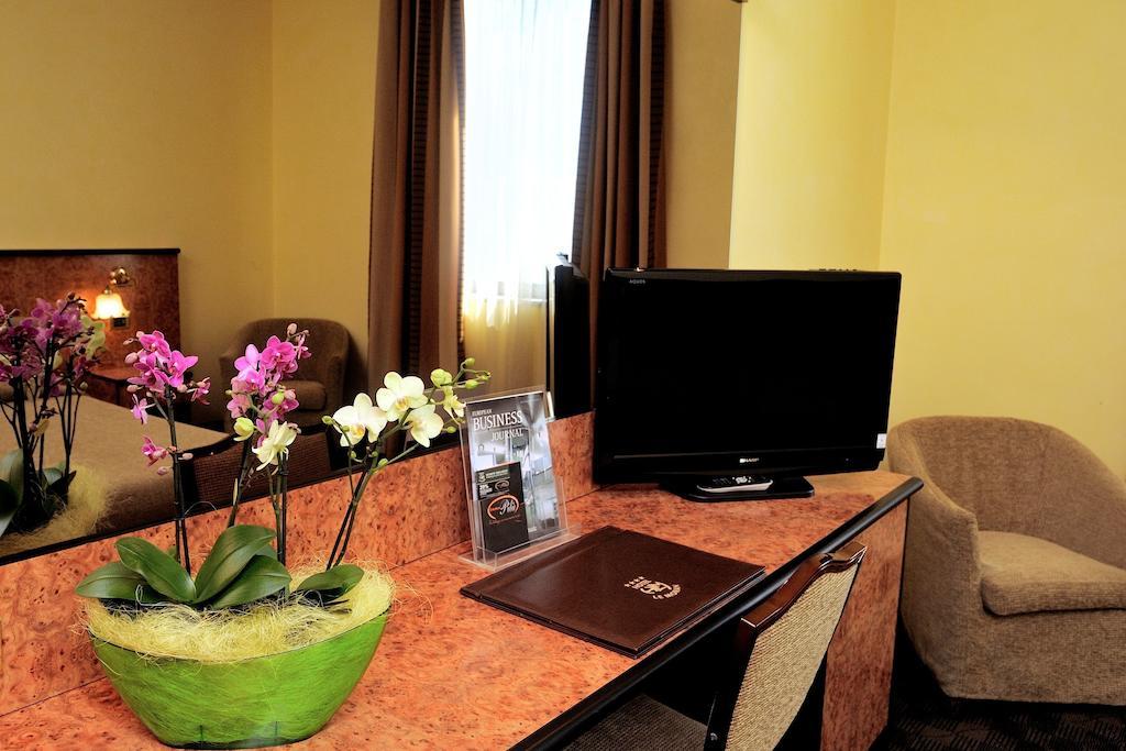 Hotel Le Moran Cusago Kültér fotó