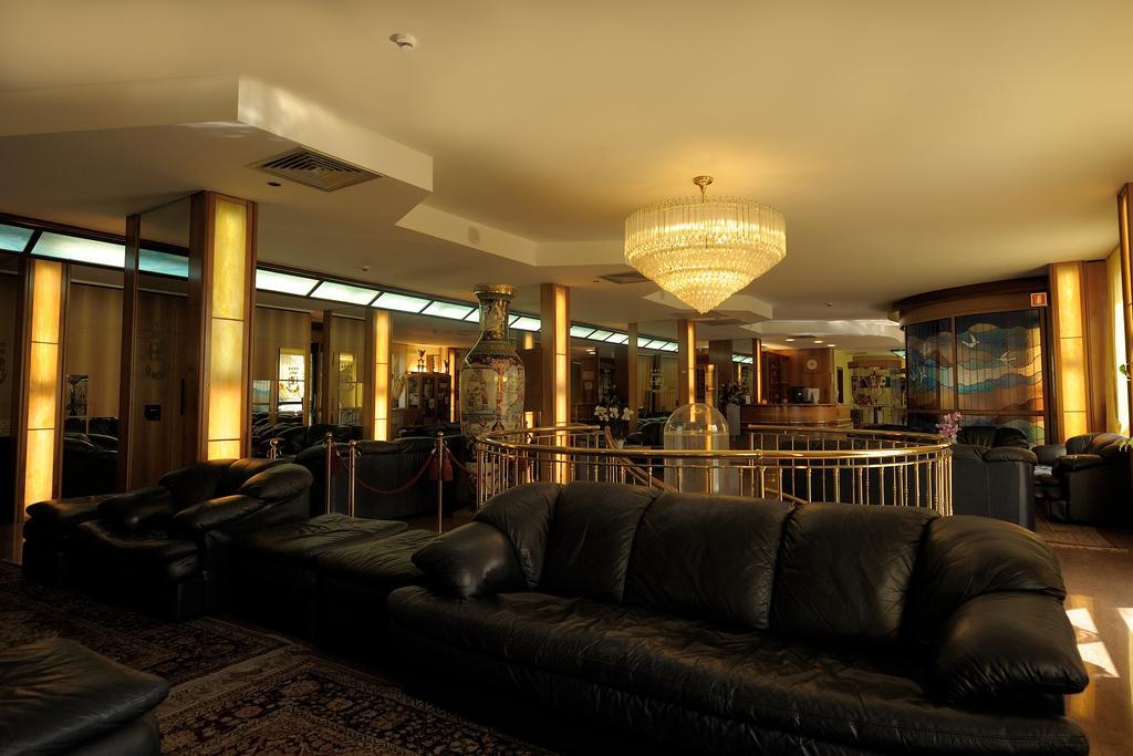 Hotel Le Moran Cusago Kültér fotó